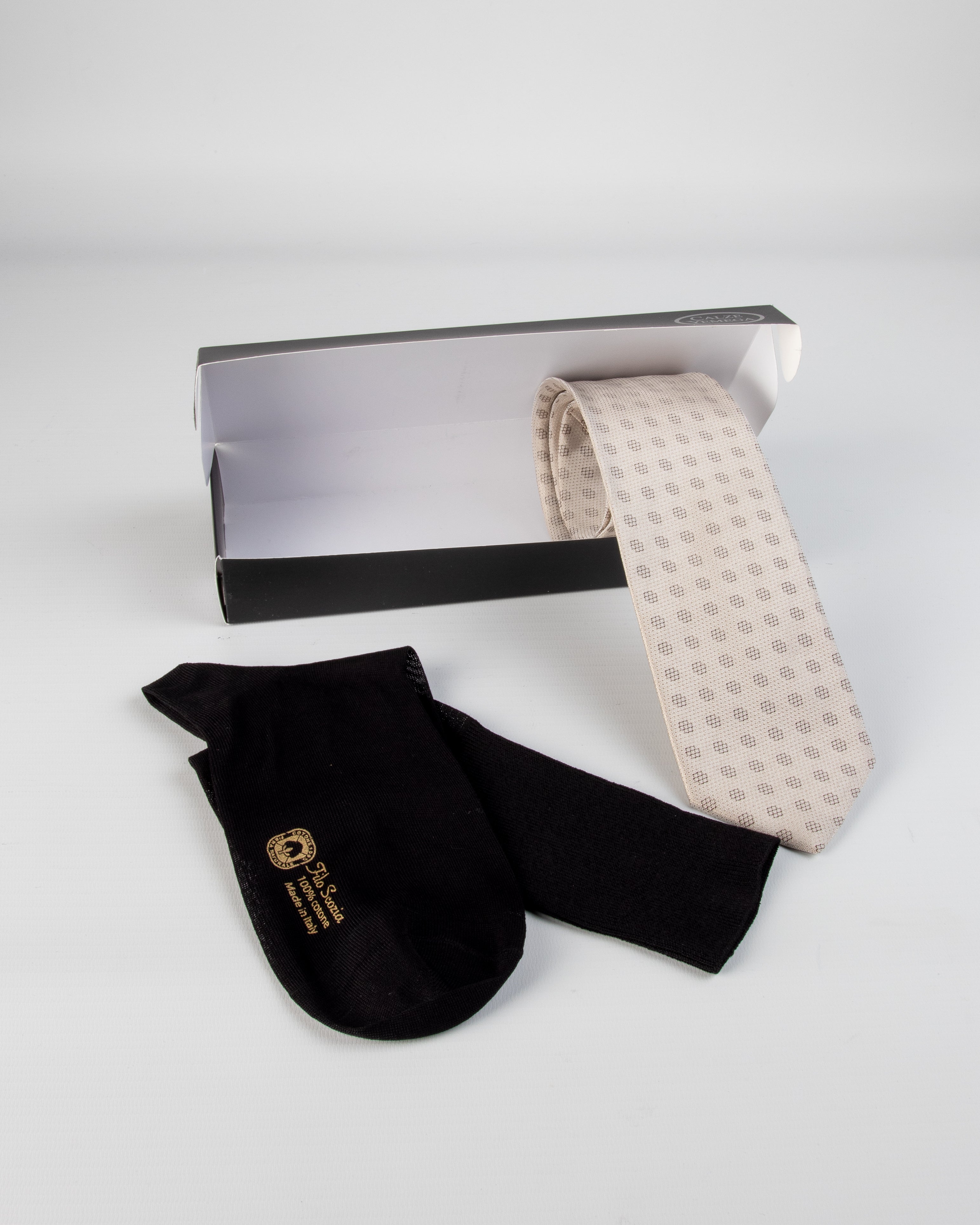 Box da Uomo Calza Classica  e Cravatta mod.1