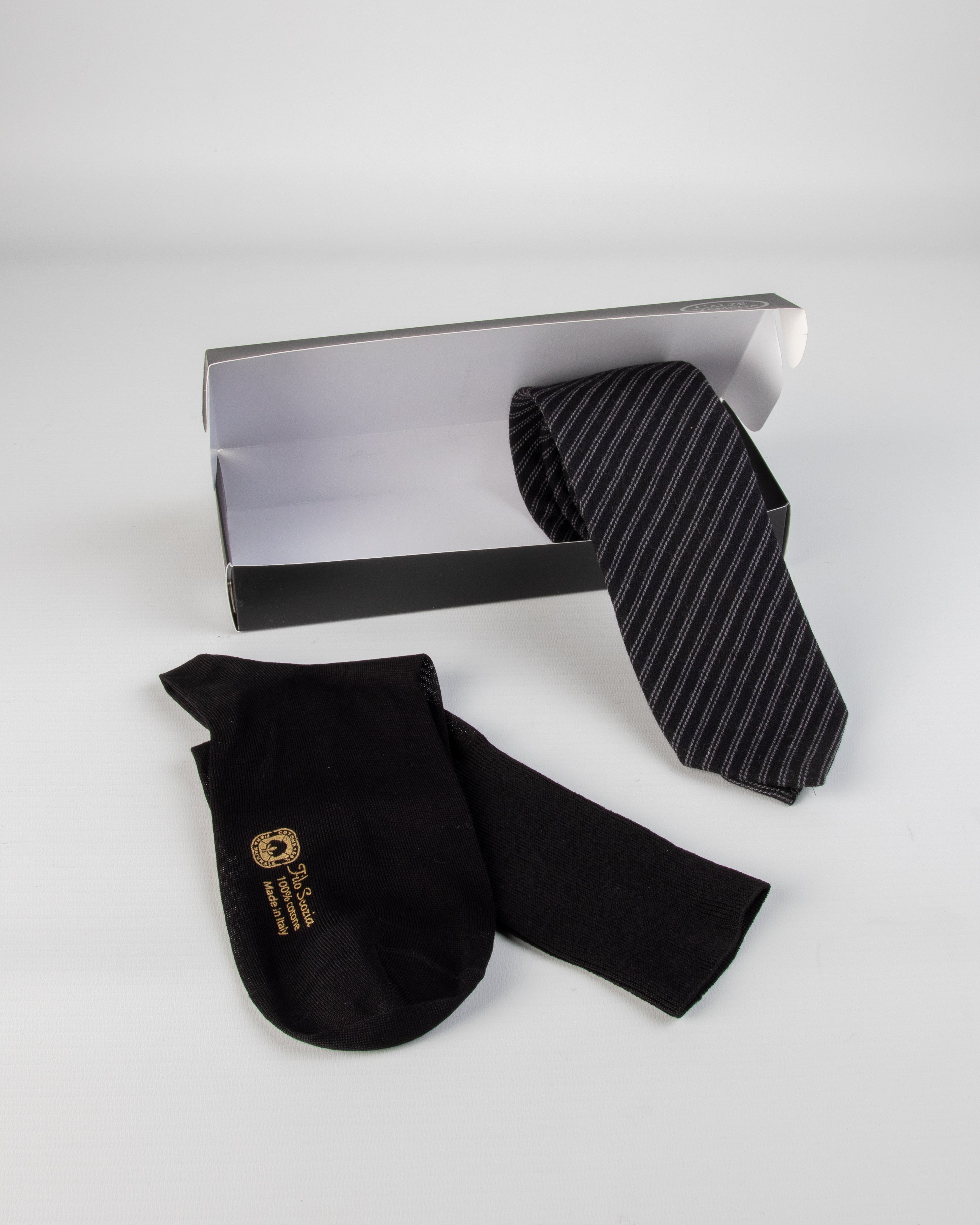 Box da Uomo Calza Classica  e Cravatta mod.3